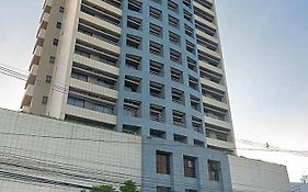 Flat Metropoles Ilha do Leite by Easy Home